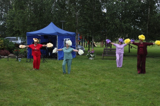 Pasākums "Vasaras balle" pie Maļinovas pagasta saieta nama atpūtas laukumā